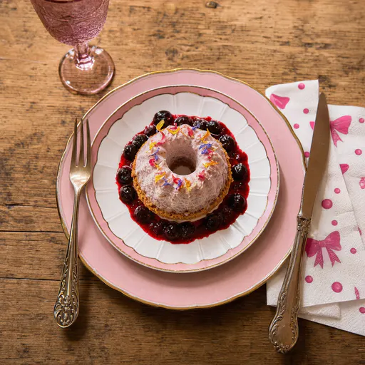 Airfryer blueberry mini-cheesecakes with candy cookie crust